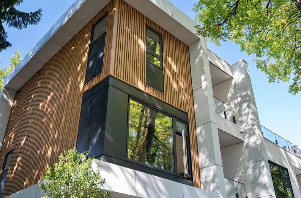 4 1491 DEVONSHIRE CRESCENT, Vancouver, BC — Residential for Sale - Photo 2