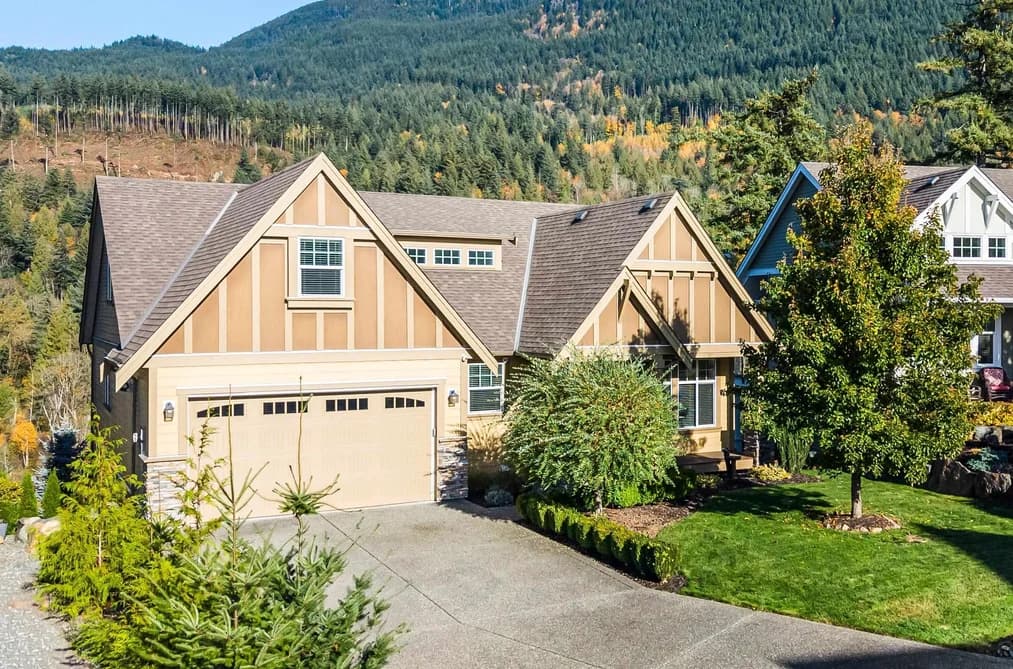 4 1911 WOODSIDE BOULEVARD, Agassiz, BC — Residential for Sale - Photo 2