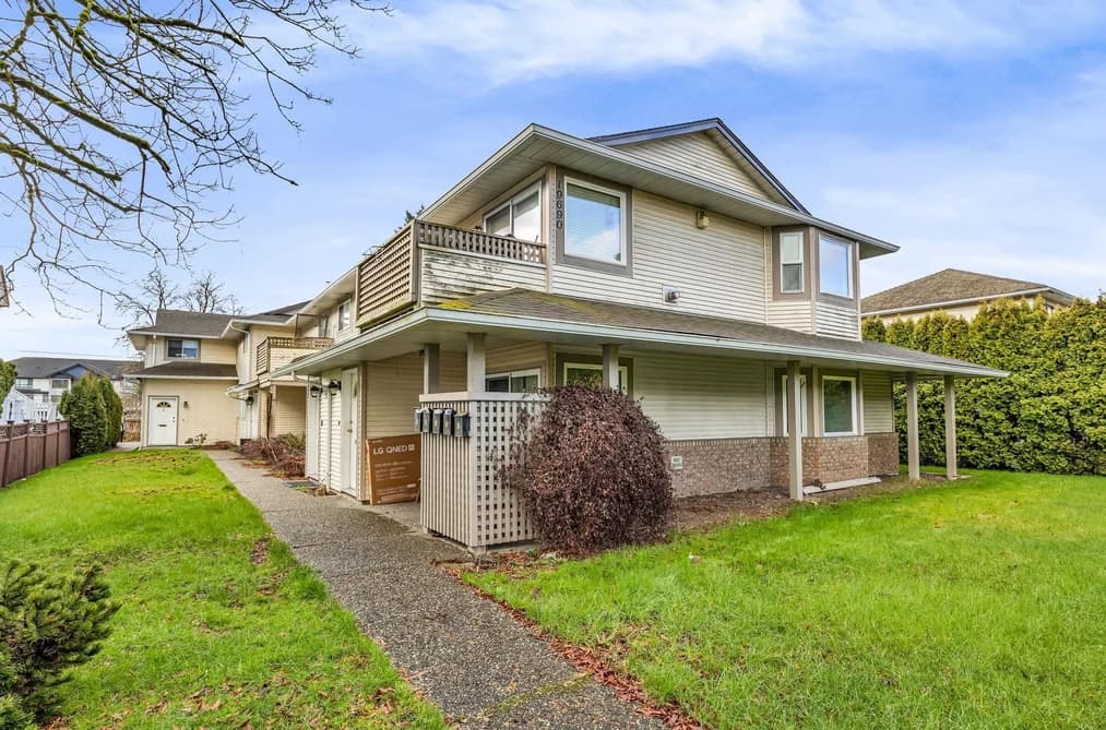 4 19690 56 AVENUE, Langley, BC — Residential for Sale - Photo 2