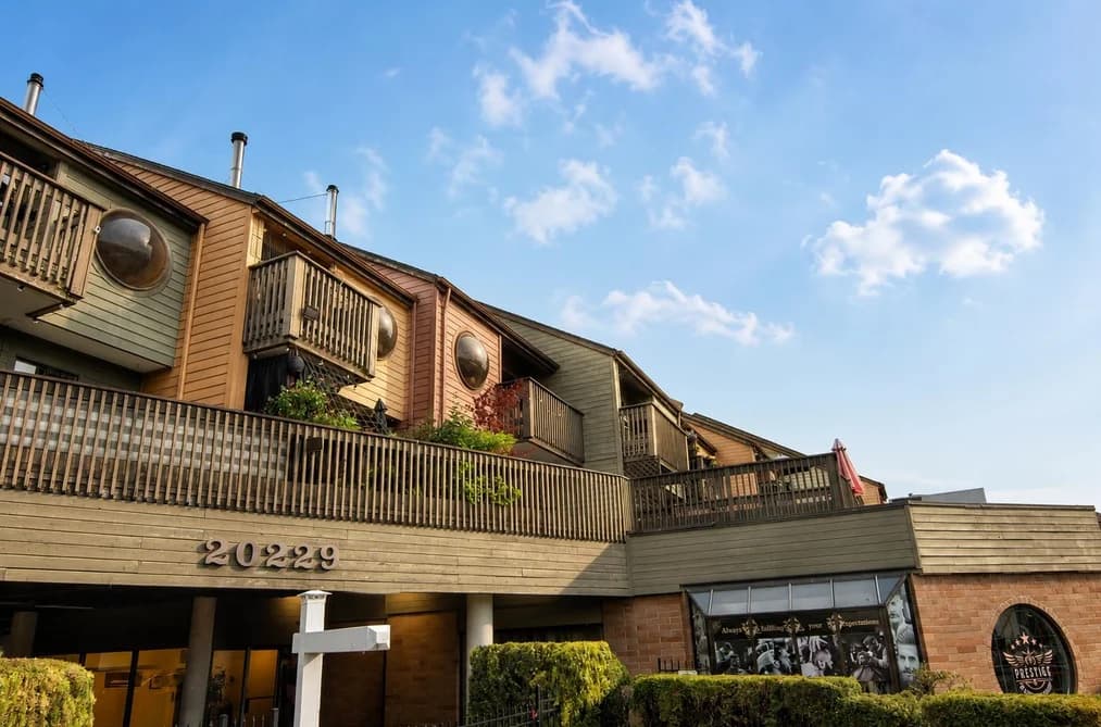 4 20229 FRASER HIGHWAY, Langley, BC — Residential for Sale - Photo 2