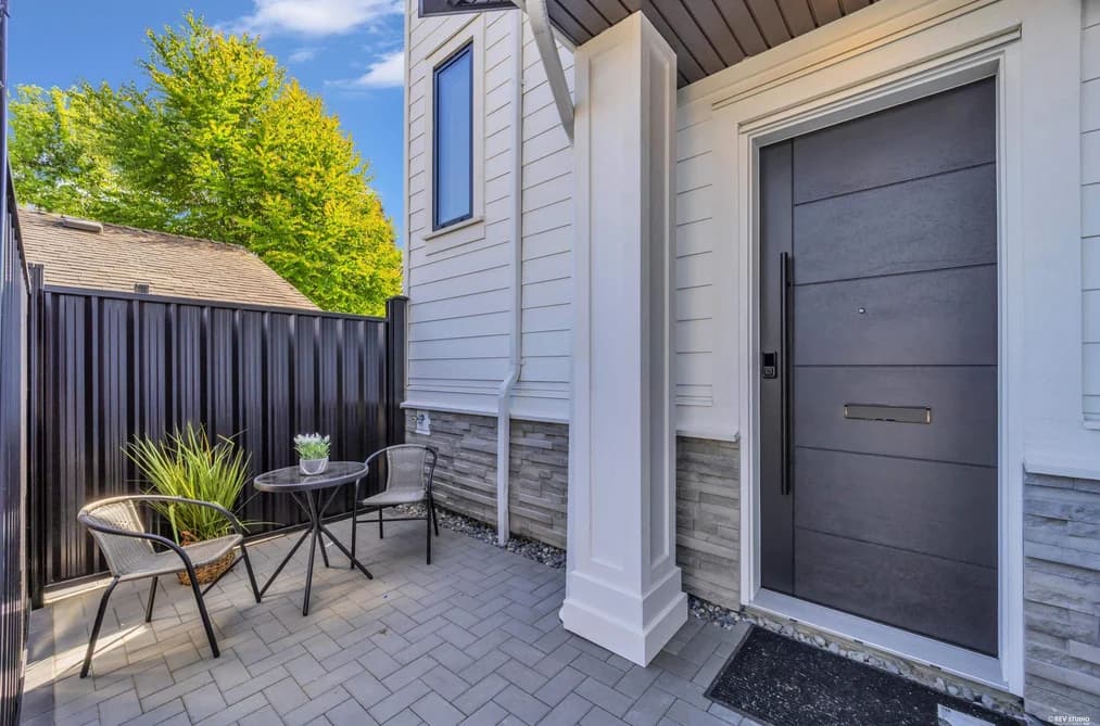 4 2316 CLIFF AVENUE, Burnaby, BC — Residential for Sale - Photo 2