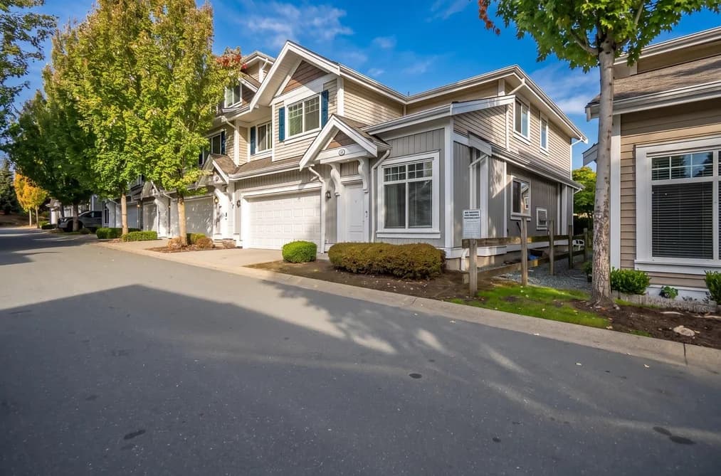 4 30748 CARDINAL AVENUE, Abbotsford, BC — Residential for Sale - Photo 2