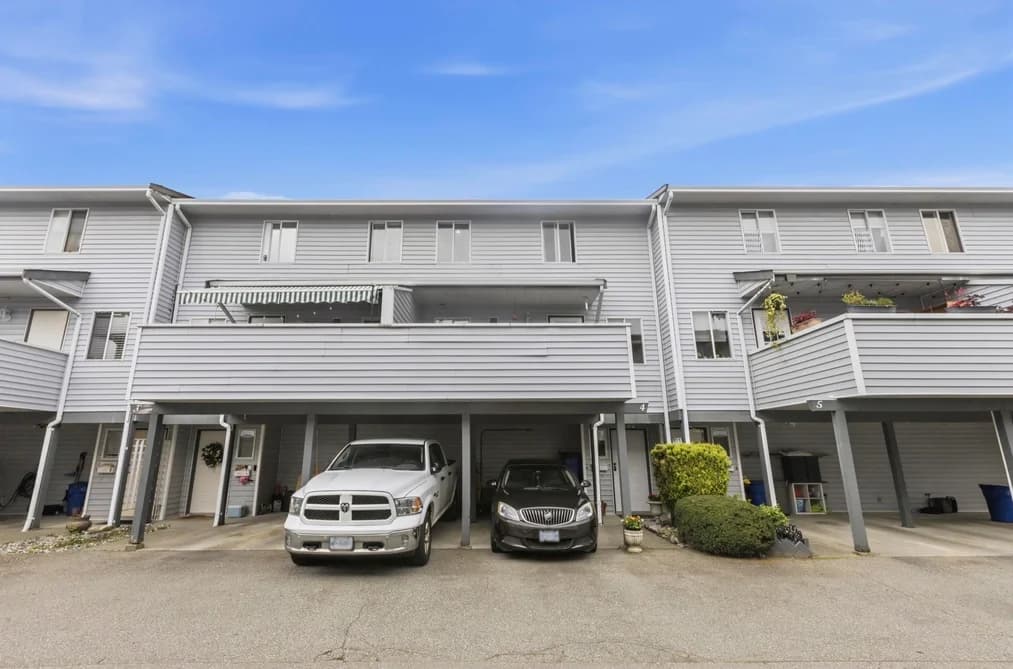 4 3384 COAST MERIDIAN ROAD, Port Coquitlam, BC — Residential for Sale - Photo 2