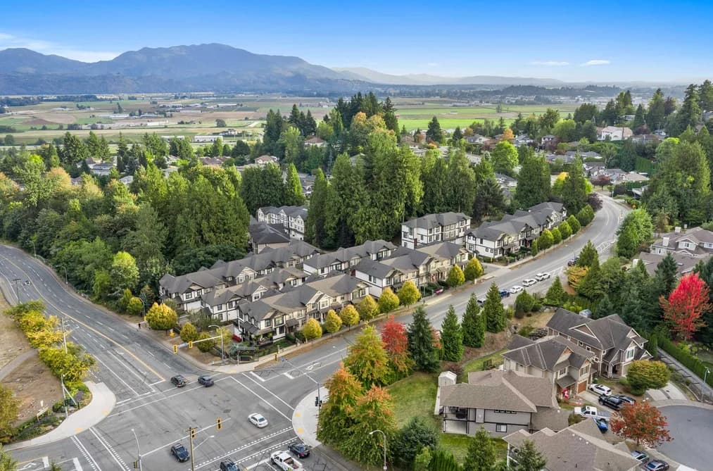 4 35298 MARSHALL ROAD, Abbotsford, BC — Residential for Sale - Photo 2