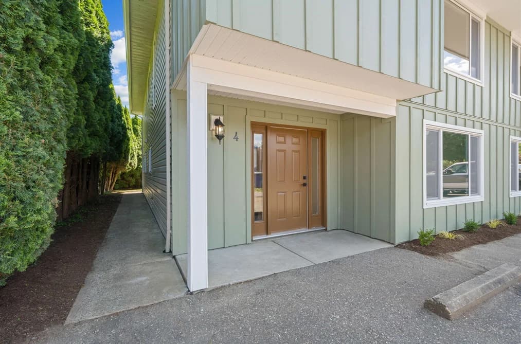 4 45741 BRITTON AVENUE, Chilliwack, BC — Residential for Sale - Photo 2