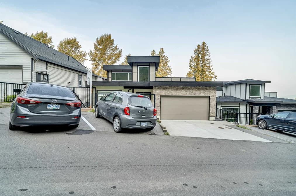 4 5988 LINDEMAN STREET, Chilliwack, BC — Residential for Sale - Photo 2