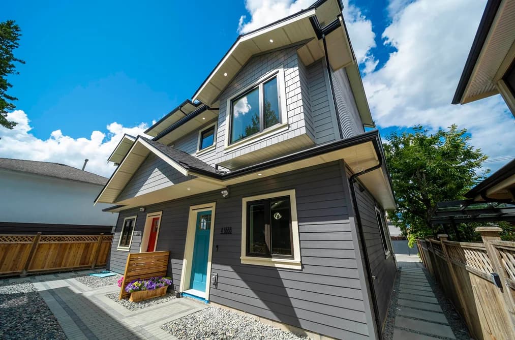 4 6555 CARNEGIE STREET, Burnaby, BC — Residential for Sale - Photo 2