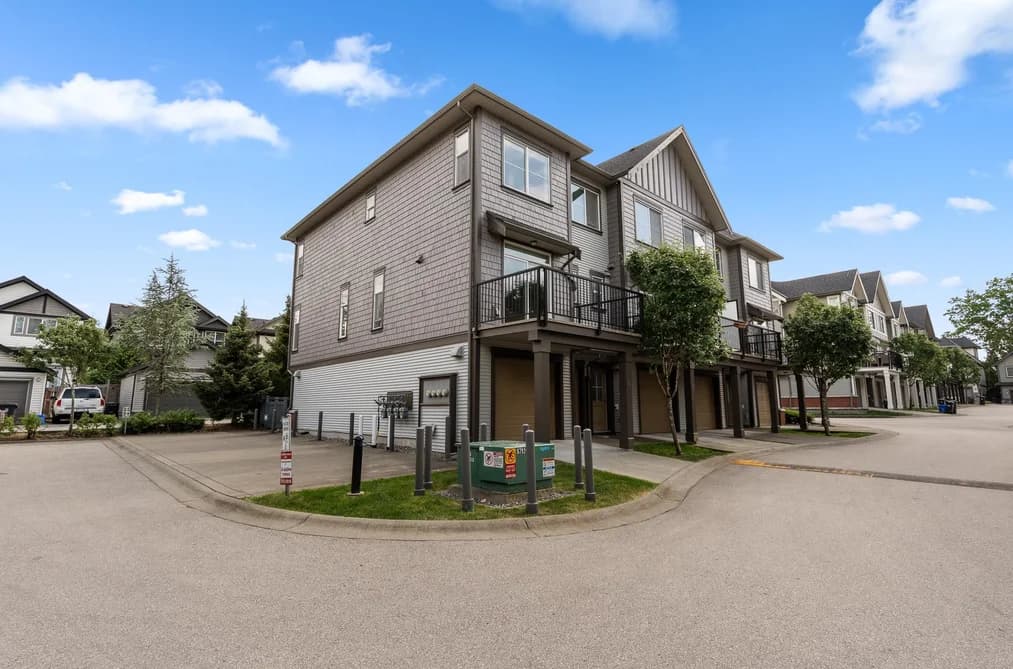 4 8217 204B STREET, Langley, BC — Residential for Sale - Photo 2