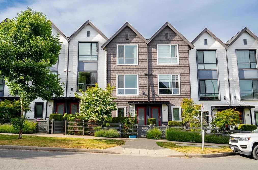 40 19159 WATKINS DRIVE, Surrey, BC — Residential for Sale - Main Photo