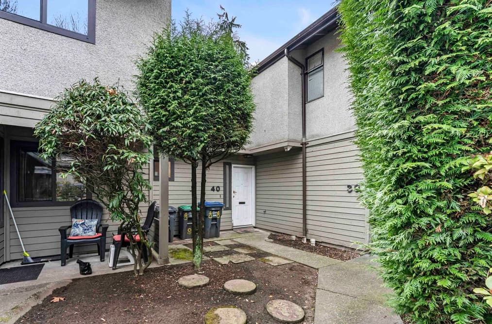 40 9955 140TH STREET, Surrey, BC — Residential for Sale - Photo 2