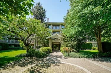 Condo for sale at 401 15220 Guildford Drive Surrey British Columbia - MLS: R3157472