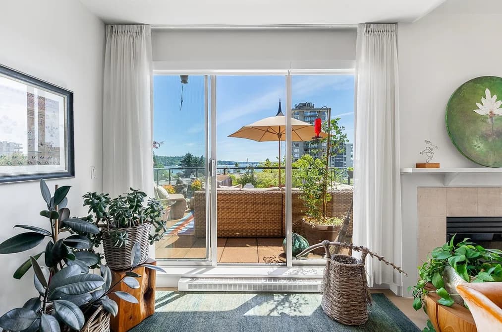 401 1765 MARINE DRIVE, West Vancouver, BC — Residential for Sale - Photo 2