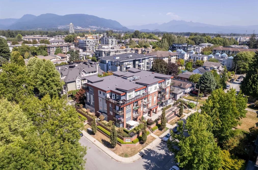 401 2389 HAWTHORNE AVENUE, Port Coquitlam, BC — Residential for Sale - Photo 2