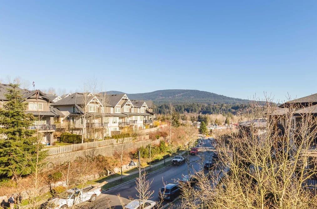 401 3132 DAYANEE SPRINGS BOULEVARD, Coquitlam, BC — Residential for Sale - Photo 2