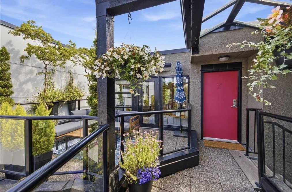 401 3673 W 11TH AVENUE, Vancouver, BC — Residential for Sale - Photo 2