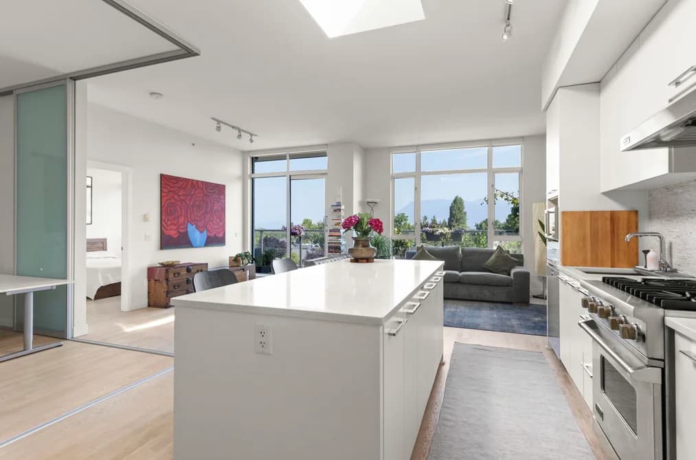 401 4355 W 10TH AVENUE, Vancouver, BC — Residential for Sale - Main Photo