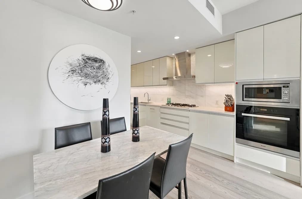 401 528 W KING EDWARD AVENUE, Vancouver, BC — Residential for Sale - Photo 2