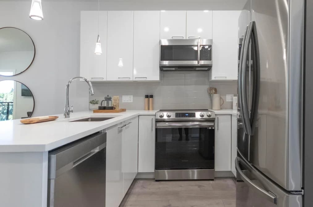 401 7375 HORNE STREET, Mission, BC — Residential for Sale - Photo 2