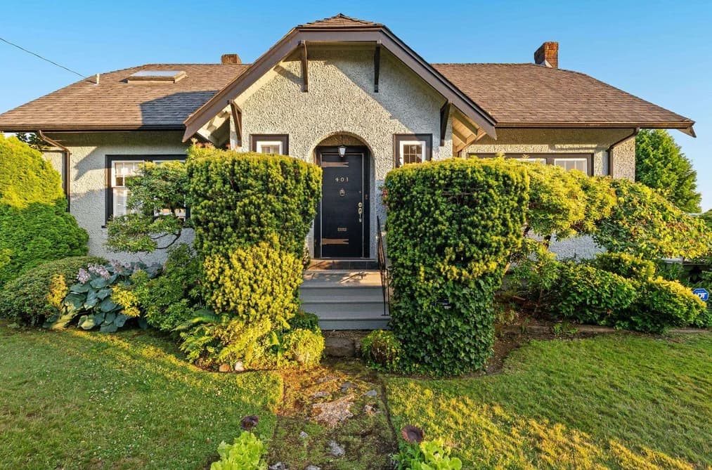 401 SOMERSET STREET, North Vancouver, BC — Residential for Sale - Main Photo