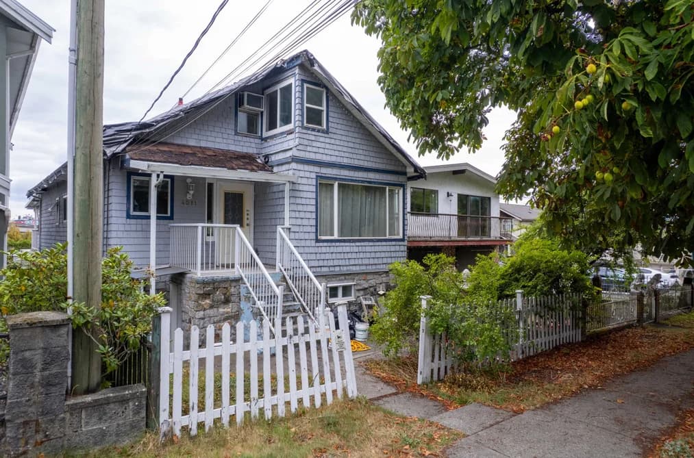 4011 KAMLOOPS STREET, Vancouver, BC — Residential for Sale - Photo 2