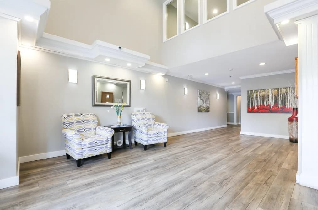 402 13870 70 AVENUE, Surrey, BC — Residential for Sale - Photo 2