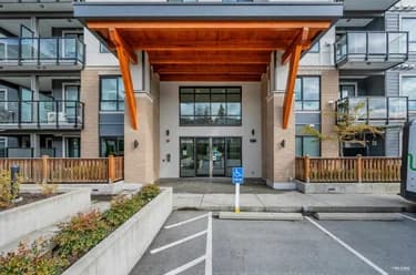 Condo for sale at 402 20356 72b Avenue Langley British Columbia - MLS: R3156566