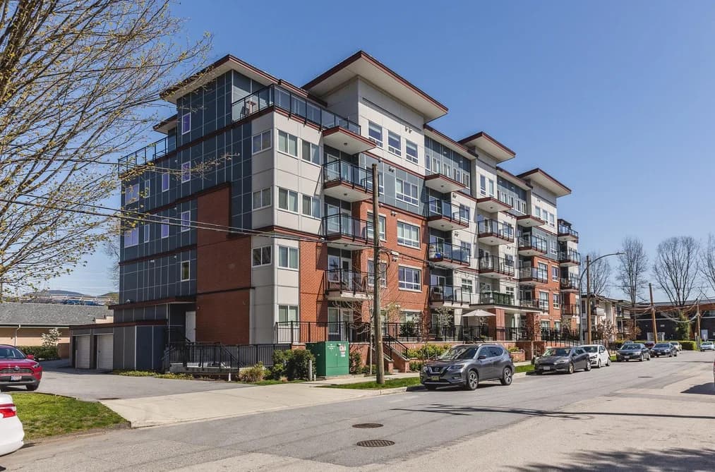 402 2229 ATKINS AVENUE, Port Coquitlam, BC — Residential for Sale - Main Photo