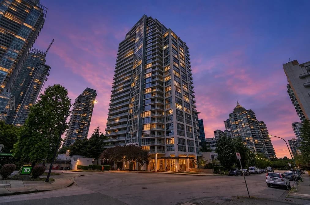 402 4400 BUCHANAN STREET, Burnaby, BC — Residential for Sale - Main Photo