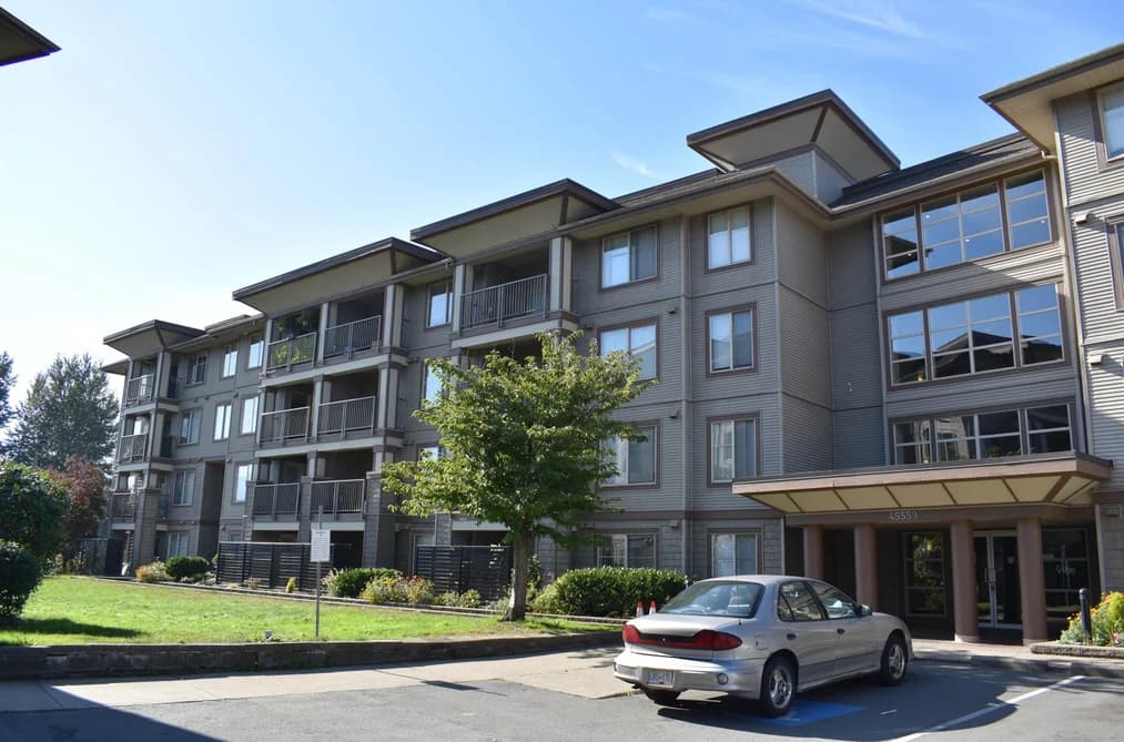 402 45559 YALE ROAD, Chilliwack, BC — Residential for Sale - Photo 2