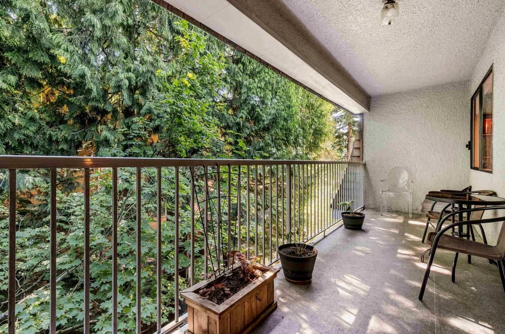 402 5340 HASTINGS STREET, Burnaby, BC — Residential for Sale - Photo 2