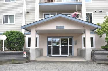 Condo for sale at 402 8537 Young Road Chilliwack British Columbia - MLS: R3135404