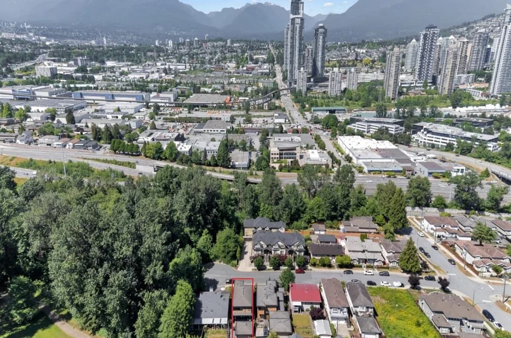 4022 DOMINION STREET, Burnaby, BC — Residential for Sale - Photo 2