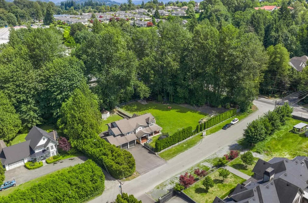 4024 PRAIRIE STREET, Abbotsford, BC — Residential for Sale - Photo 2