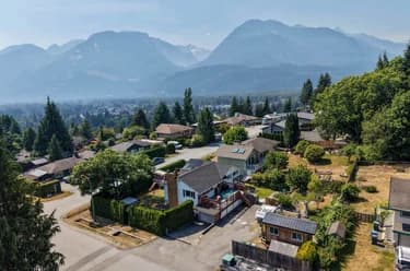 House for sale at 40256 Ayr Drive Squamish British Columbia - MLS: R3149878