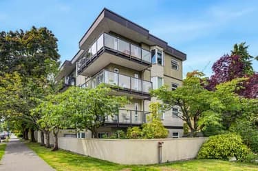 Condo for sale at 403 1200 W 10th Avenue Vancouver British Columbia - MLS: R3160109