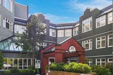 Condo for sale at 403 121 W 29th Street North Vancouver British Columbia - MLS: R3167570