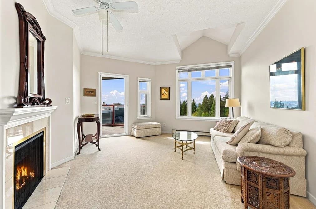 403 121 W 29TH STREET, North Vancouver, BC — Residential for Sale - Photo 2