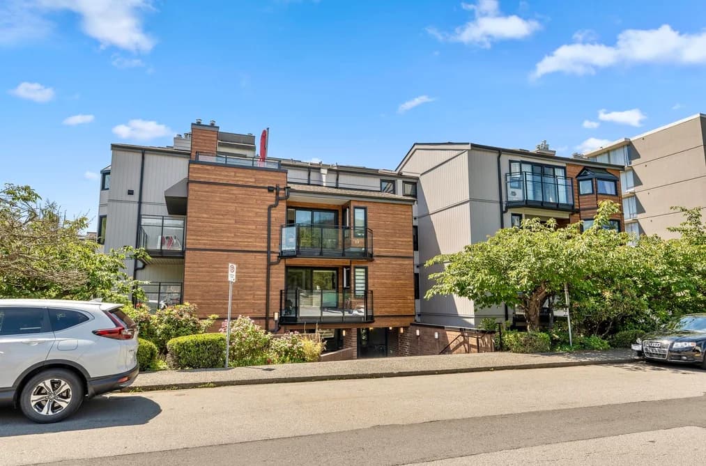 403 1340 DUCHESS AVENUE, West Vancouver, BC — Residential for Sale - Main Photo