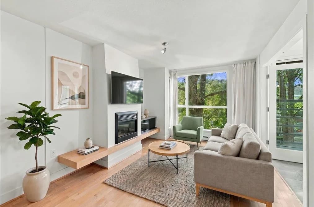 403 2137 W 10TH AVENUE, Vancouver, BC — Residential for Sale - Photo 2