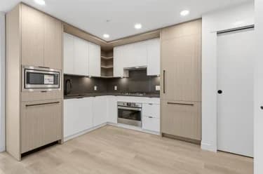Condo for sale at 403 2268 E Broadway Vancouver British Columbia - MLS: R3135580