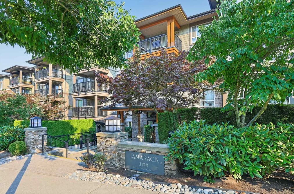 403 3178 DAYANEE SPRINGS BOULEVARD, Coquitlam, BC — Residential for Sale - Photo 2