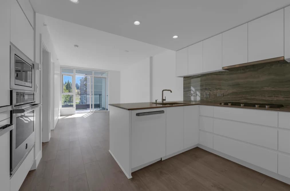 403 450 WESTVIEW STREET, Coquitlam, BC — Residential for Sale - Photo 2