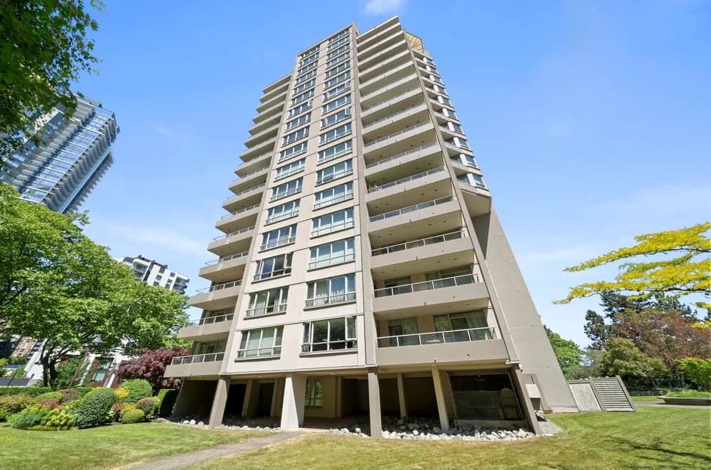 403 6070 MCMURRAY AVENUE, Burnaby, BC — Residential for Sale - Main Photo