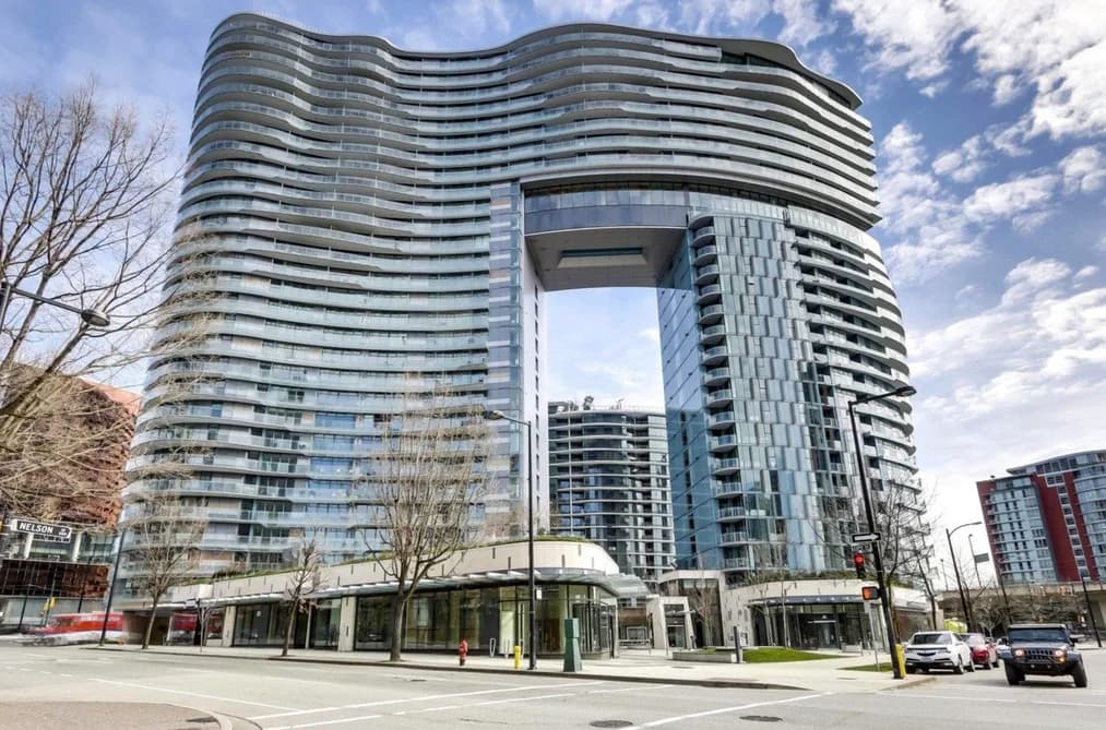 403 89 NELSON STREET, Vancouver, BC — Residential for Sale - Main Photo