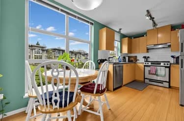 Condo for sale at 403 9339 University Crescent Burnaby British Columbia - MLS: R3120650