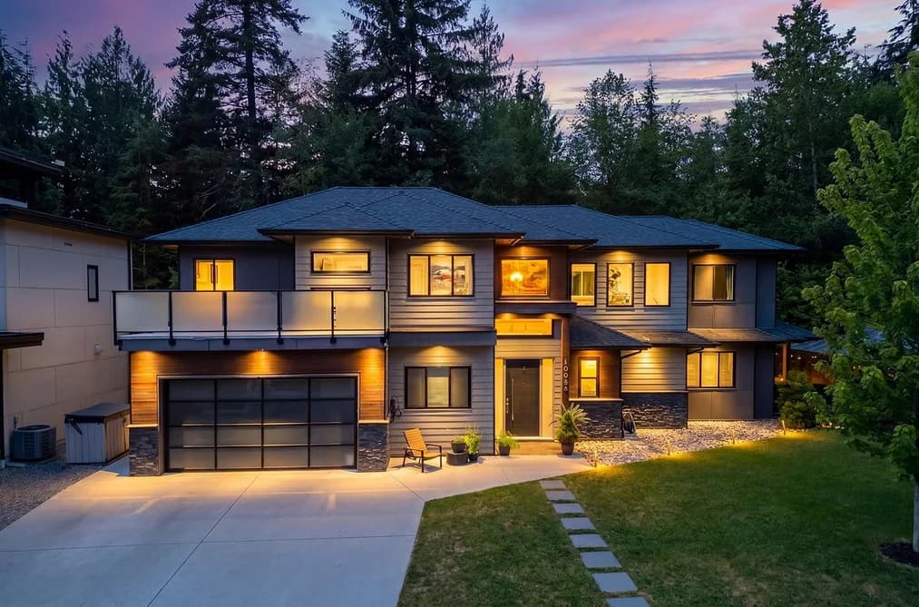 40305 ARISTOTLE DRIVE, Squamish, BC — Residential for Sale - Photo 2