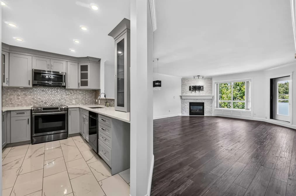 404 13680 84 AVENUE, Surrey, BC — Residential for Sale - Photo 2
