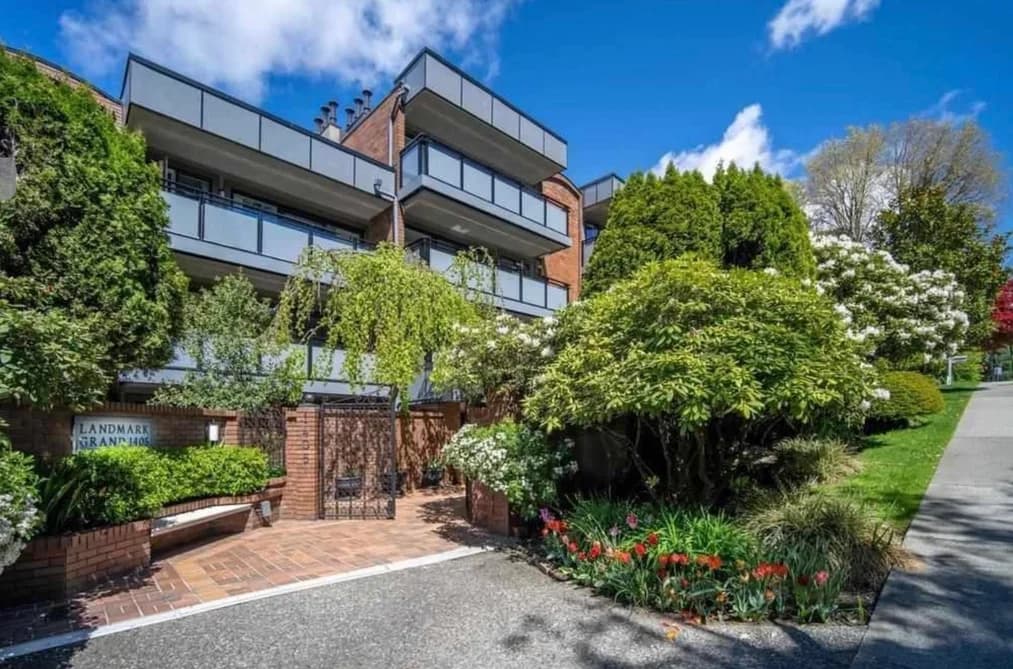 404 1405 W 15TH AVENUE, Vancouver, BC — Residential for Sale - Main Photo