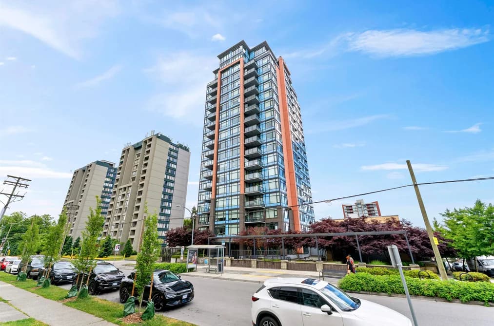 404 188 SW AGNES STREET, New Westminster, BC — Residential for Sale - Main Photo