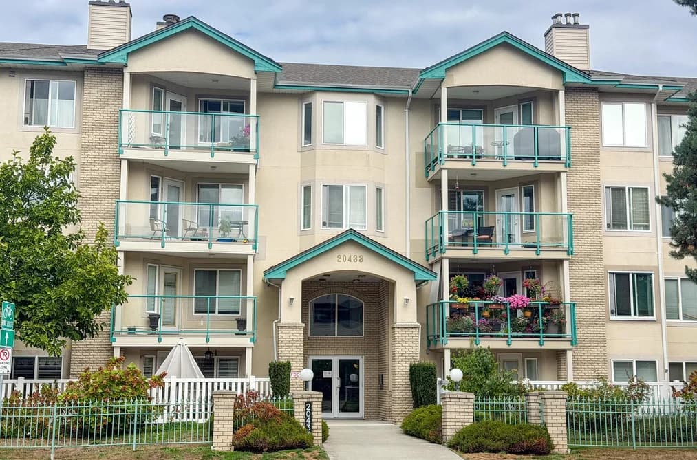 404 20433 53 AVENUE, Langley, BC — Residential for Sale - Main Photo